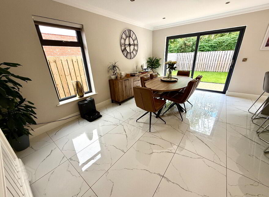 16 Lisowen, Limavady Road, Derry, BT47 6LY