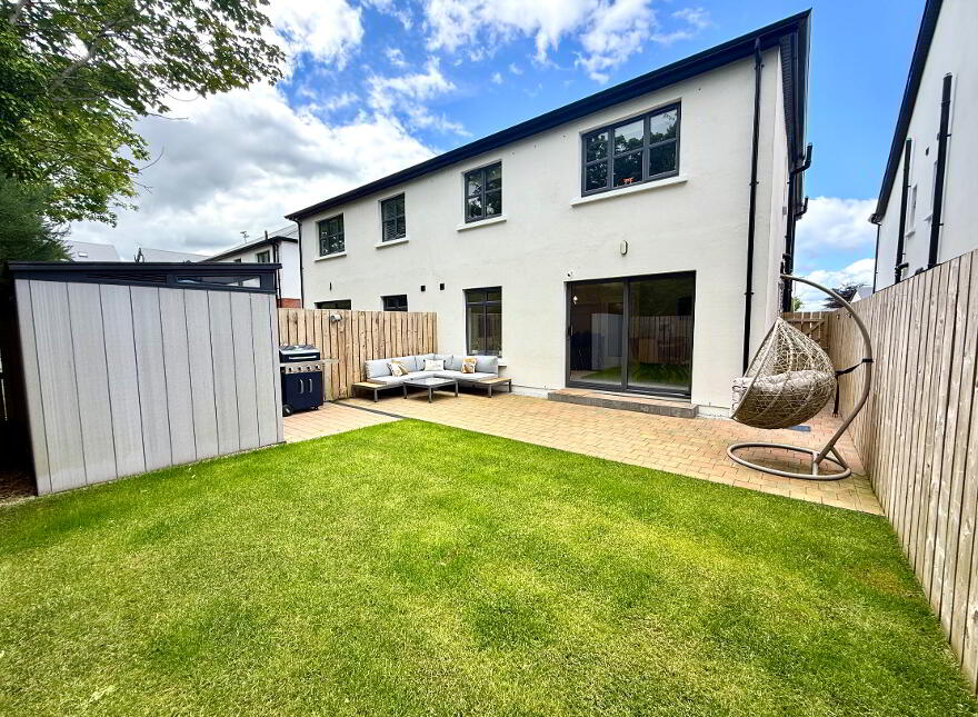 16 Lisowen, Limavady Road, Derry, BT47 6LY