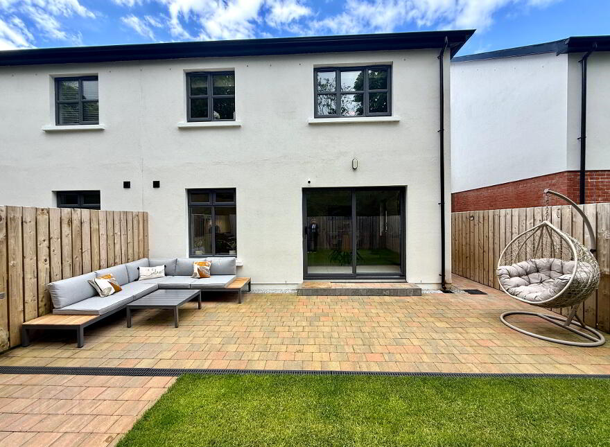16 Lisowen, Limavady Road, Derry, BT47 6LY
