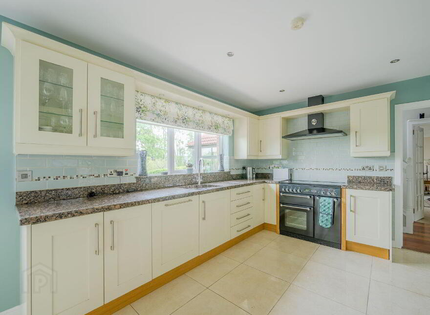 32A Maxwell Road, Bangor, BT20 3SG