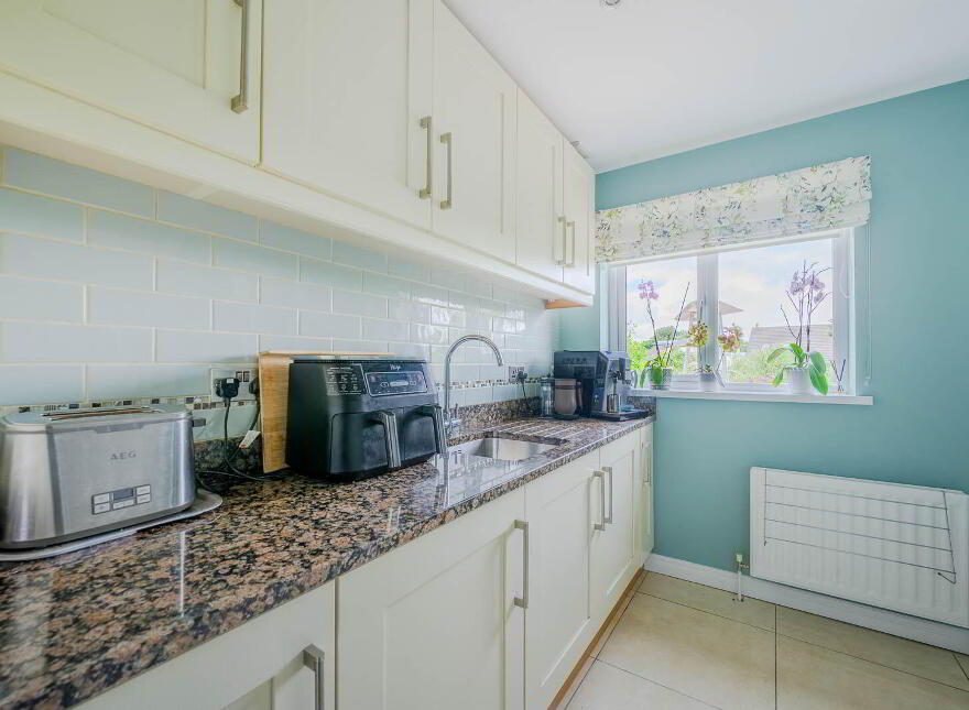 32A Maxwell Road, Bangor, BT20 3SG