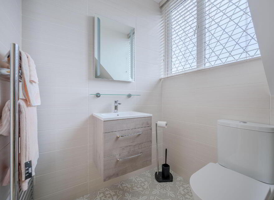 32A Maxwell Road, Bangor, BT20 3SG