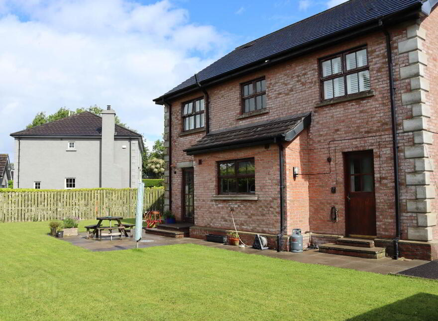 14 Rathlin View, Ballycastle, BT54 6EN