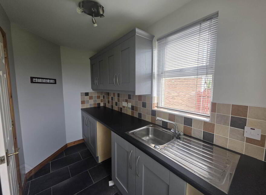 25 Oakridge, Armagh, BT60 2LL