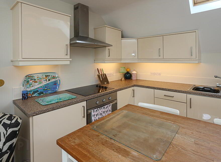 1a Sandhurst Park, Bangor, BT20 5NU