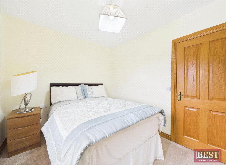 8 Rathdallan, Warrenpoint, Newry, BT34 3UQ