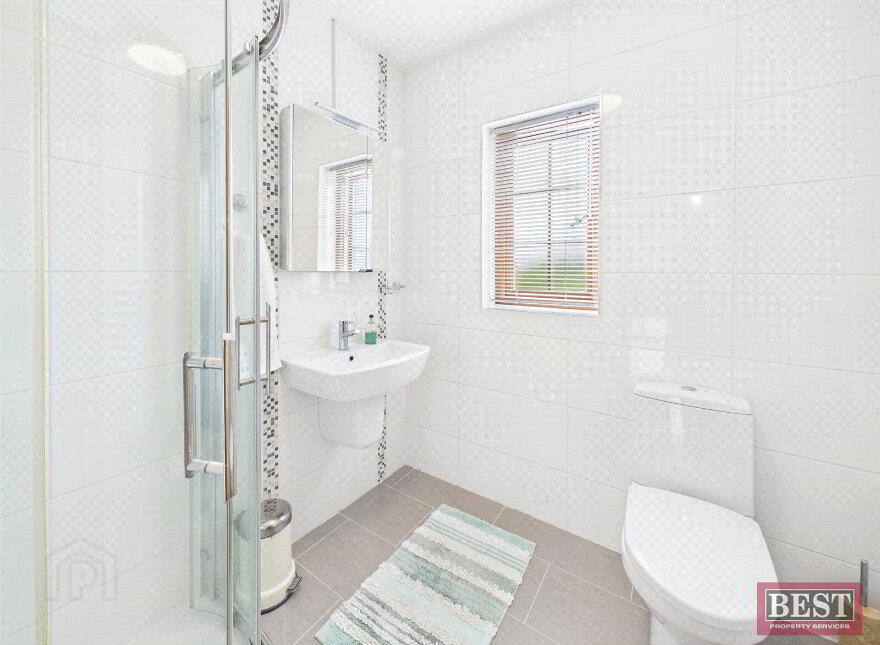 8 Rathdallan, Warrenpoint, Newry, BT34 3UQ