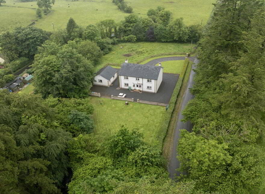 6 Old Monaghan Road, Clogher, BT76 0DY