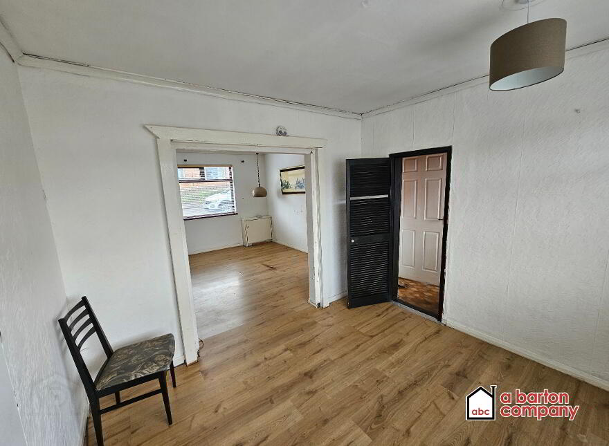 33 Queens Crescent, Glengormley, Newtownabbey, BT36 5HY