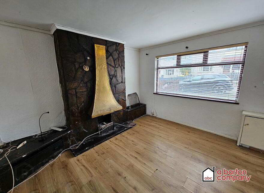 33 Queens Crescent, Glengormley, Newtownabbey, BT36 5HY