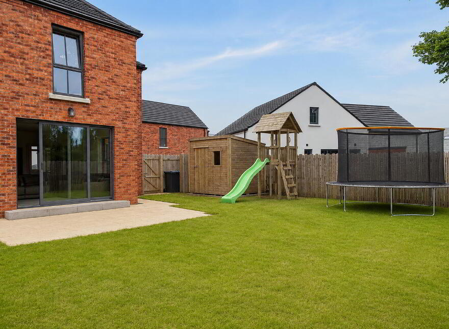 10 Earls Gate Square, Coleraine, BT52 1FQ