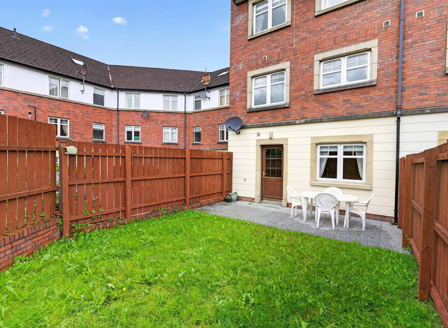 3 College Drive, Belfast, BT7 3LF