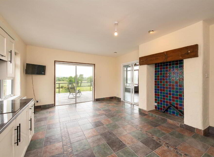 76 Magheraknock Road, Ballynahinch, BT24 8TJ
