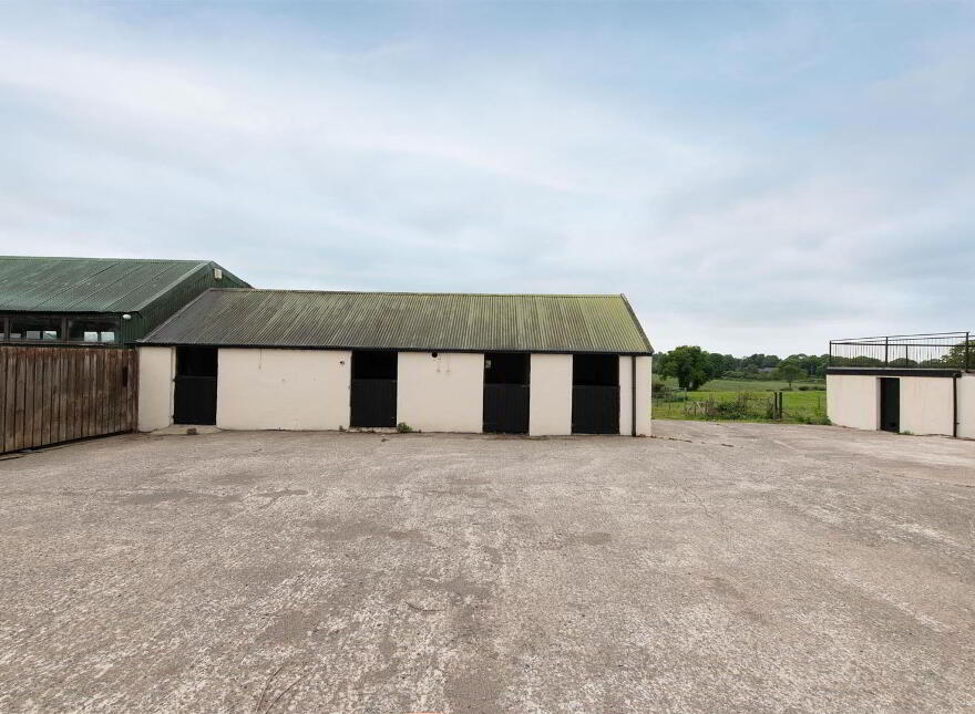 76 Magheraknock Road, Ballynahinch, BT24 8TJ