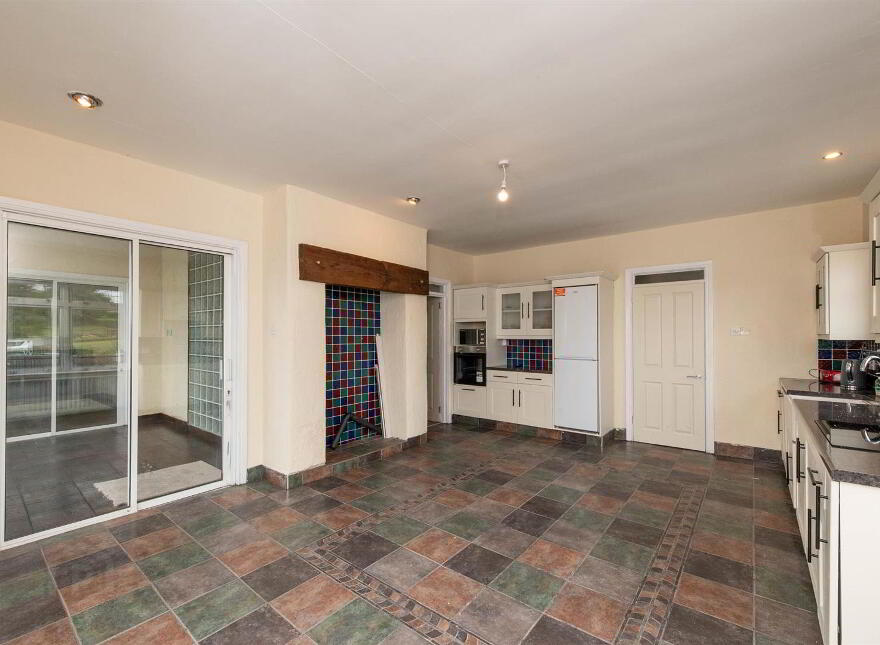 76 Magheraknock Road, Ballynahinch, BT24 8TJ