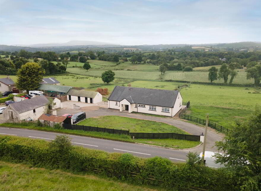 76 Magheraknock Road, Ballynahinch, BT24 8TJ