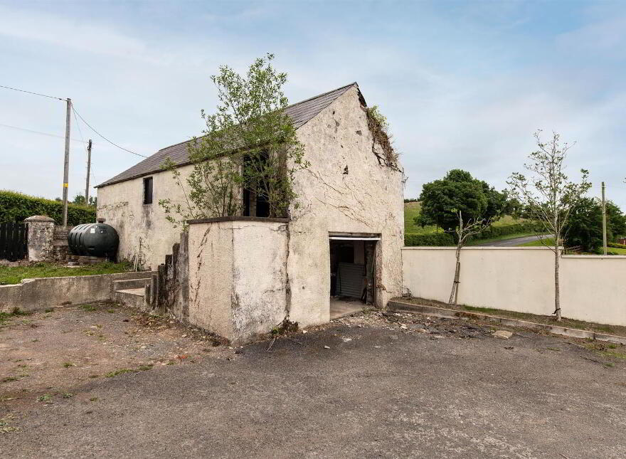76 Magheraknock Road, Ballynahinch, BT24 8TJ