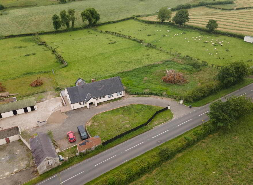 76 Magheraknock Road, Ballynahinch, BT24 8TJ