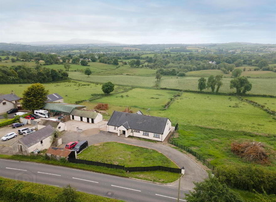76 Magheraknock Road, Ballynahinch, BT24 8TJ