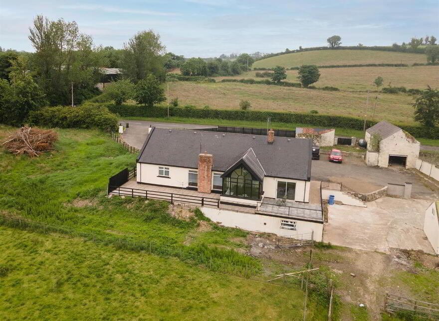 76 Magheraknock Road, Ballynahinch, BT24 8TJ