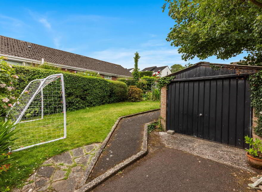 47 Gransha Road, Castlereagh, Dundonald, Belfast, BT16 2HB