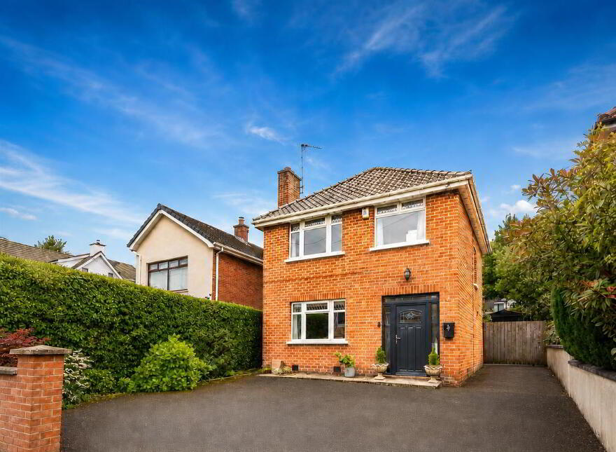 47 Gransha Road, Castlereagh, Dundonald, Belfast, BT16 2HB