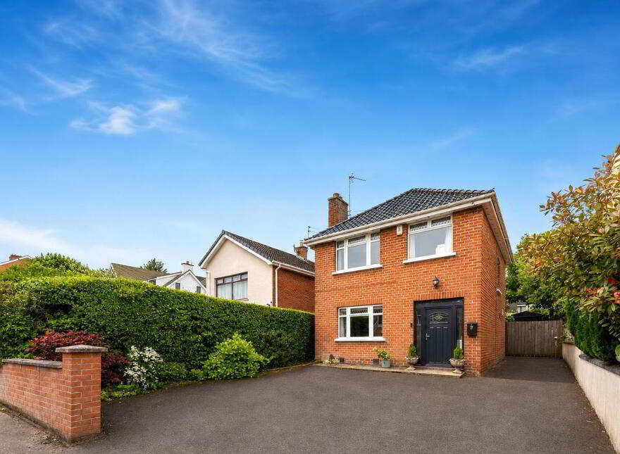 47 Gransha Road, Castlereagh, Dundonald, Belfast, BT16 2HB