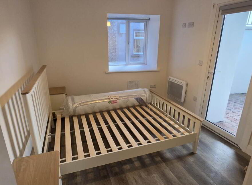 Apt 3, Lower William Street, Athy, R14WE10