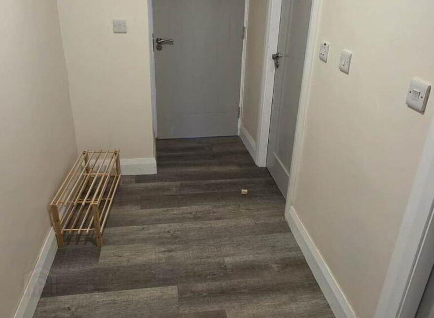 Apt 3, Lower William Street, Athy, R14WE10