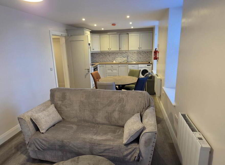 Apt 3, Lower William Street, Athy, R14WE10