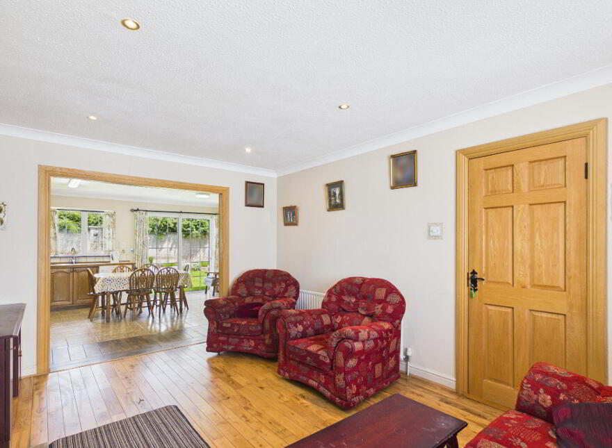 3 Sli Na Siuire, Mitchel Street, Thurles, E41D436