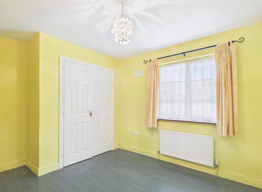 3 Sli Na Siuire, Mitchel Street, Thurles, E41D436