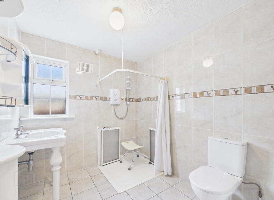3 Sli Na Siuire, Mitchel Street, Thurles, E41D436