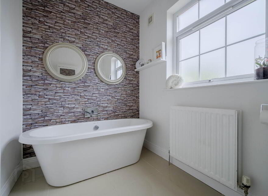 12 Breton Gardens, Lisburn, BT28 3YZ