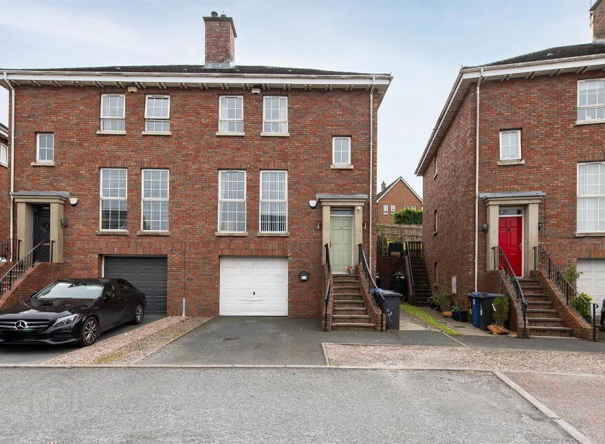 16 Demesne Link, Downpatrick, BT30 6UW