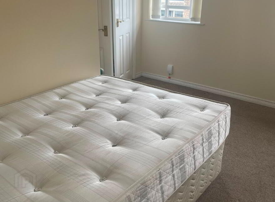 Dungannon Street, Moy, Dungannon, BT71 7SJ