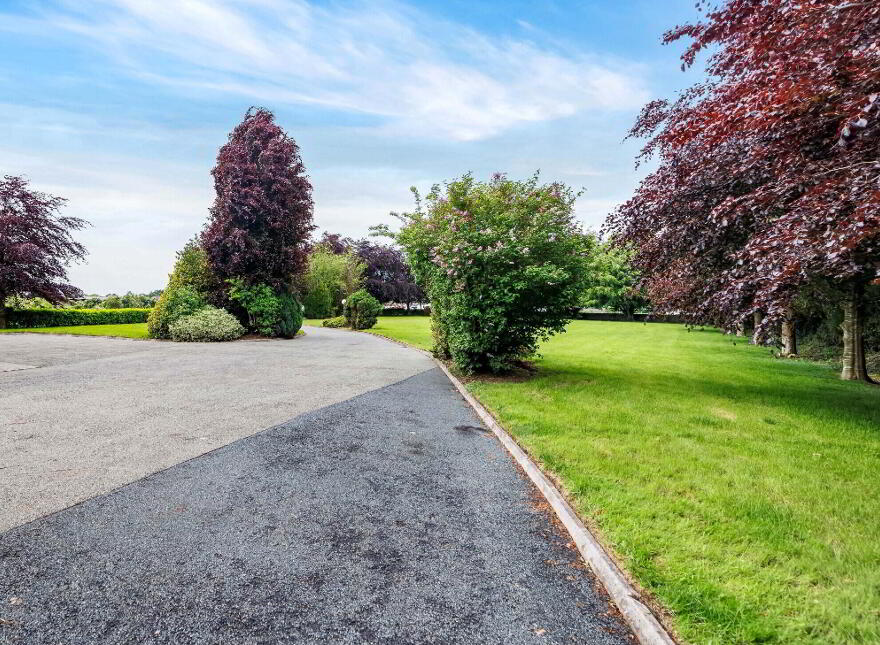 Royal Oak House, Broadford, W91PV20