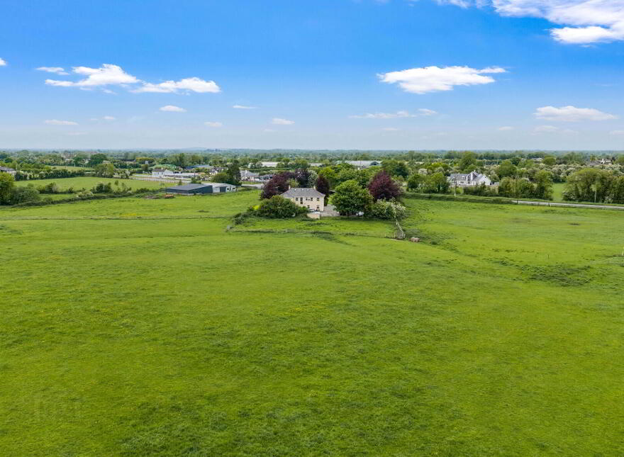 Royal Oak House, Broadford, W91PV20