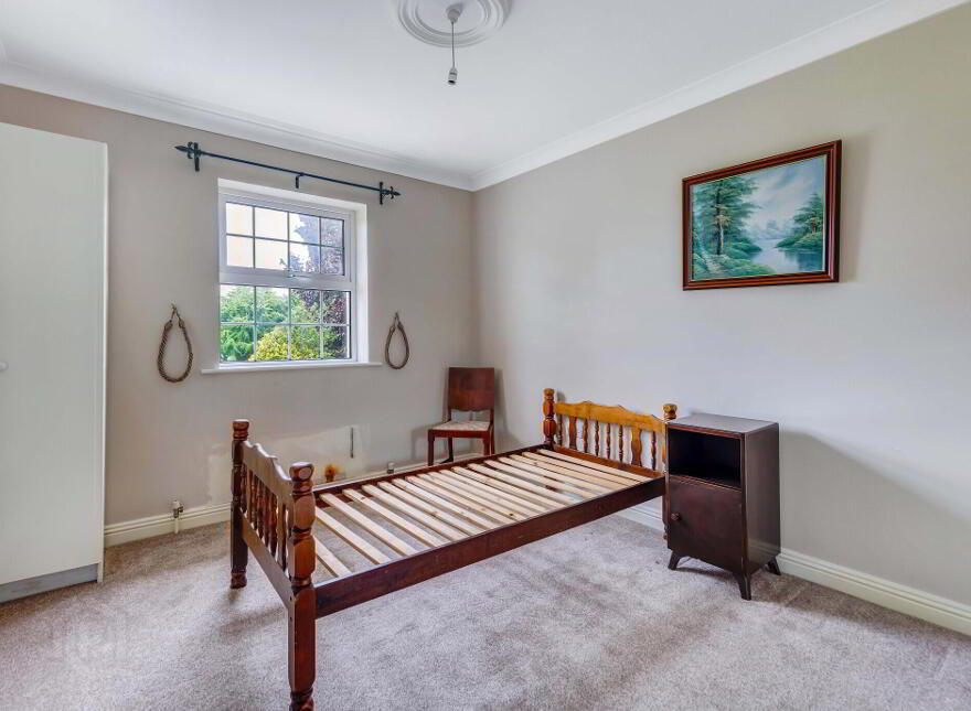 Royal Oak House, Broadford, W91PV20