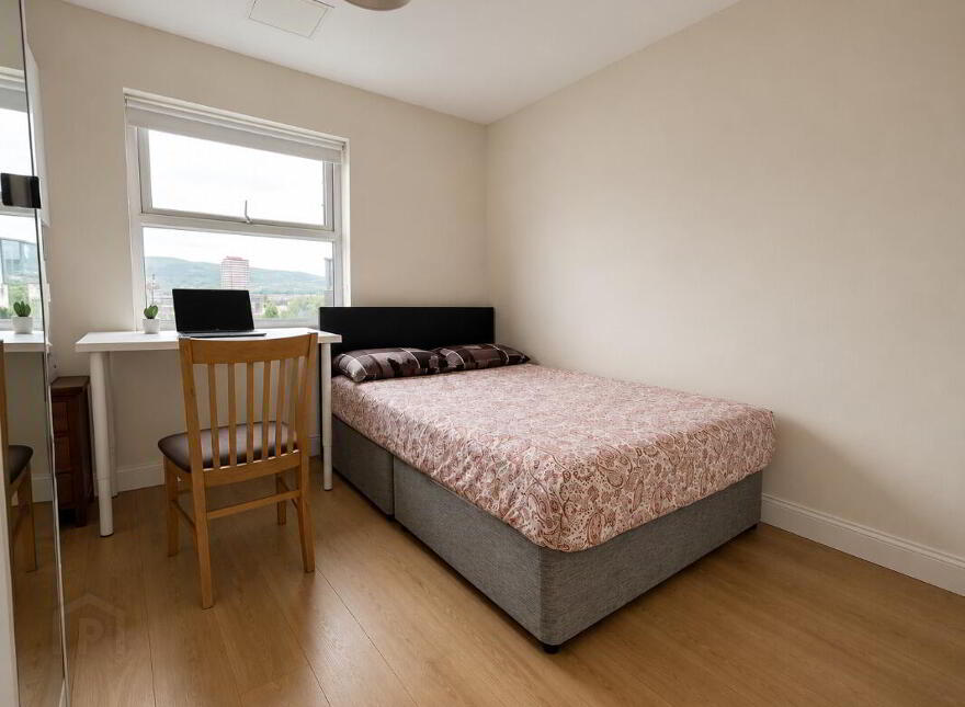 414 College Court Central, Belfast, BT1 6BZ