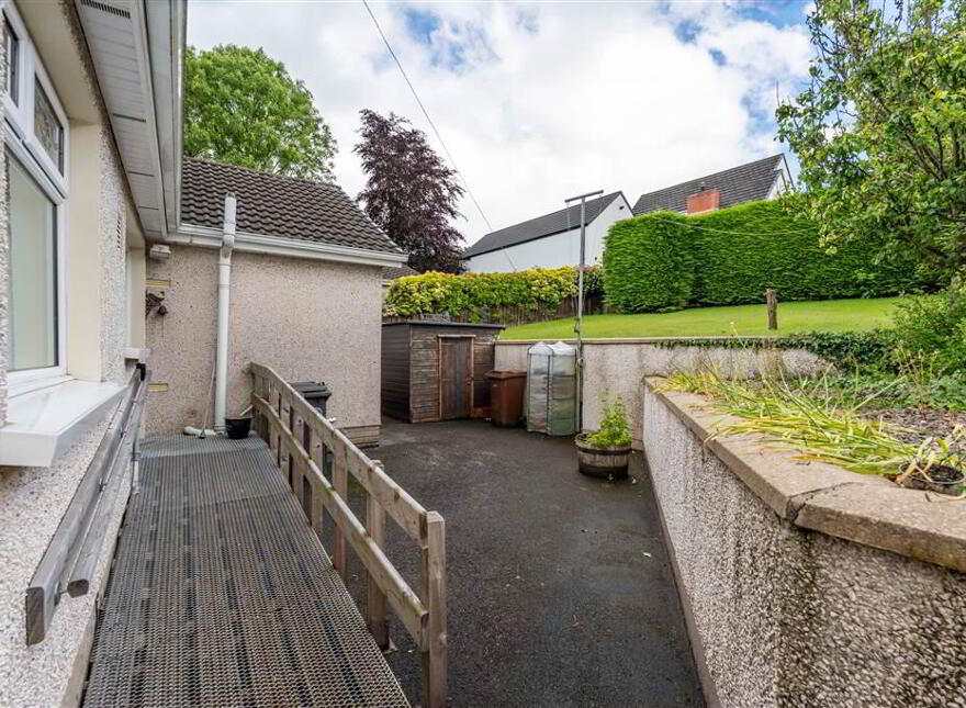 4 Thorndene, Broughshane, BT42 4JN