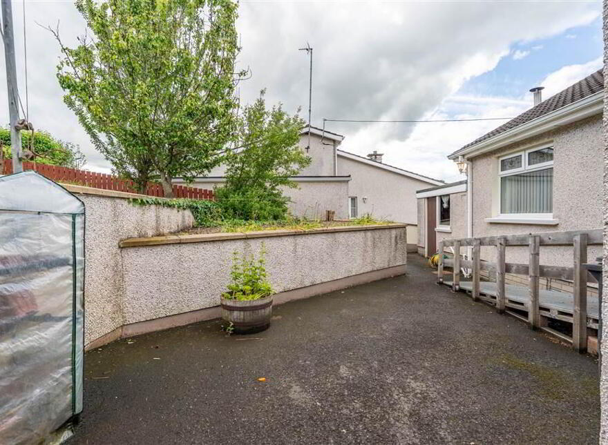 4 Thorndene, Broughshane, BT42 4JN