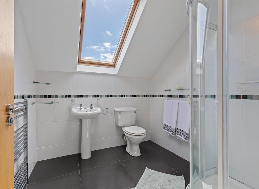 5 Gardenmore, Belfast, BT15 5ET