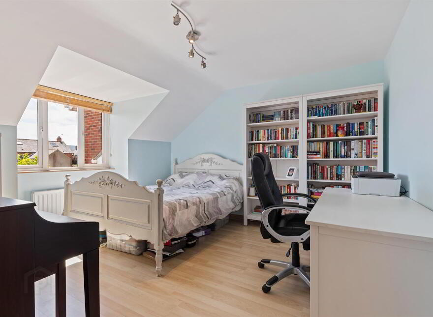 5 Gardenmore, Belfast, BT15 5ET