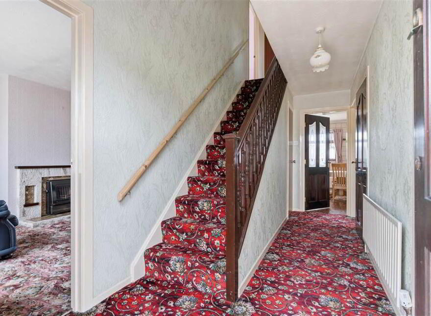 76 Meadowvale, Ballymena, BT42 4EY
