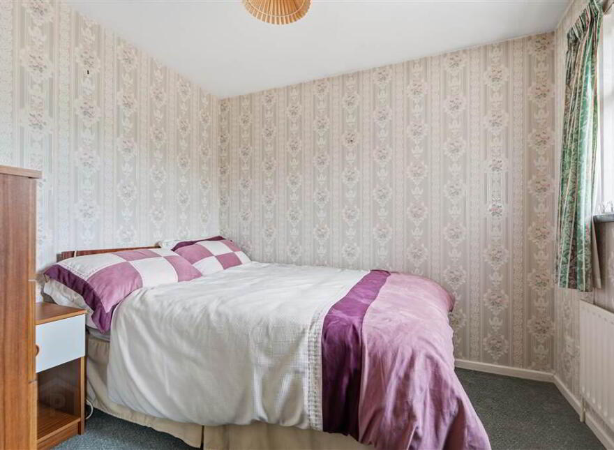 76 Meadowvale, Ballymena, BT42 4EY