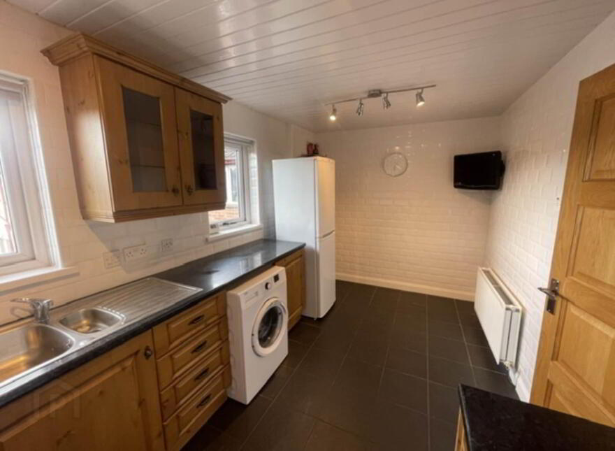 40b Selshion Parade, Portadown, Craigavon, BT62 4AX