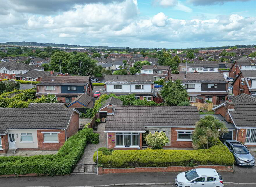 4 Archvale Gardens, Glengormley, Newtownabbey, BT36 6LN