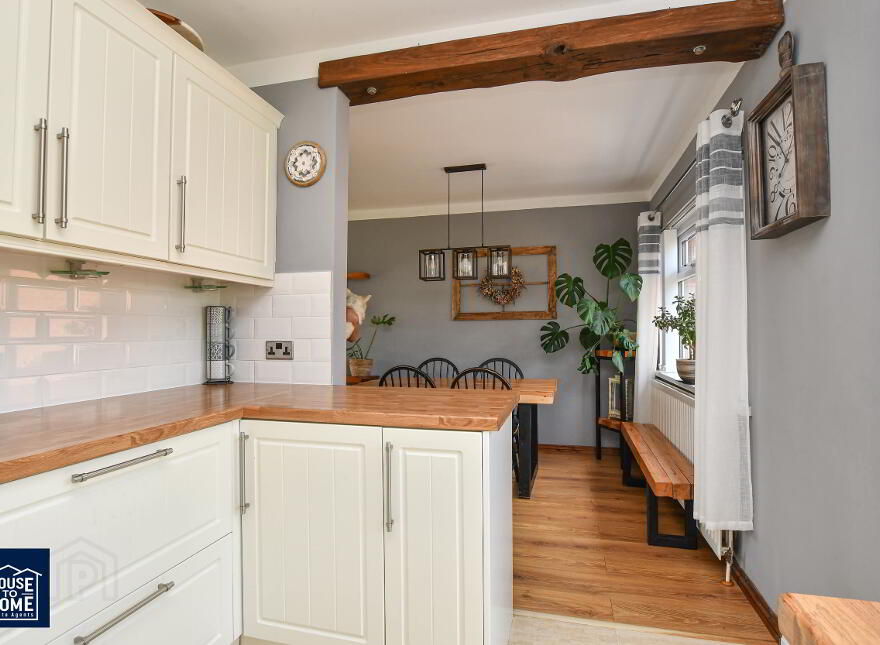 4 Archvale Gardens, Glengormley, Newtownabbey, BT36 6LN