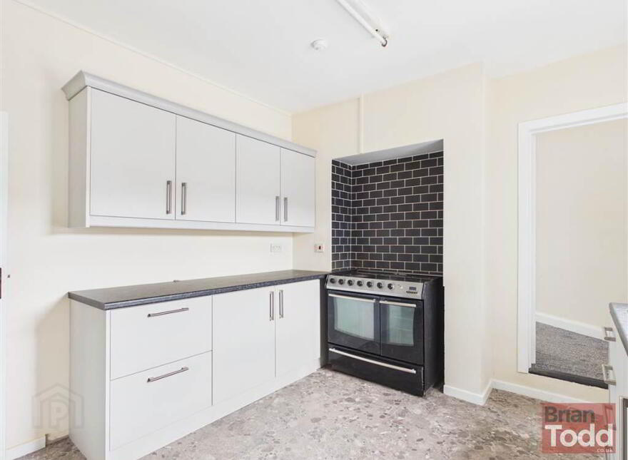 Glynn Road, Larne, BT40 3BB